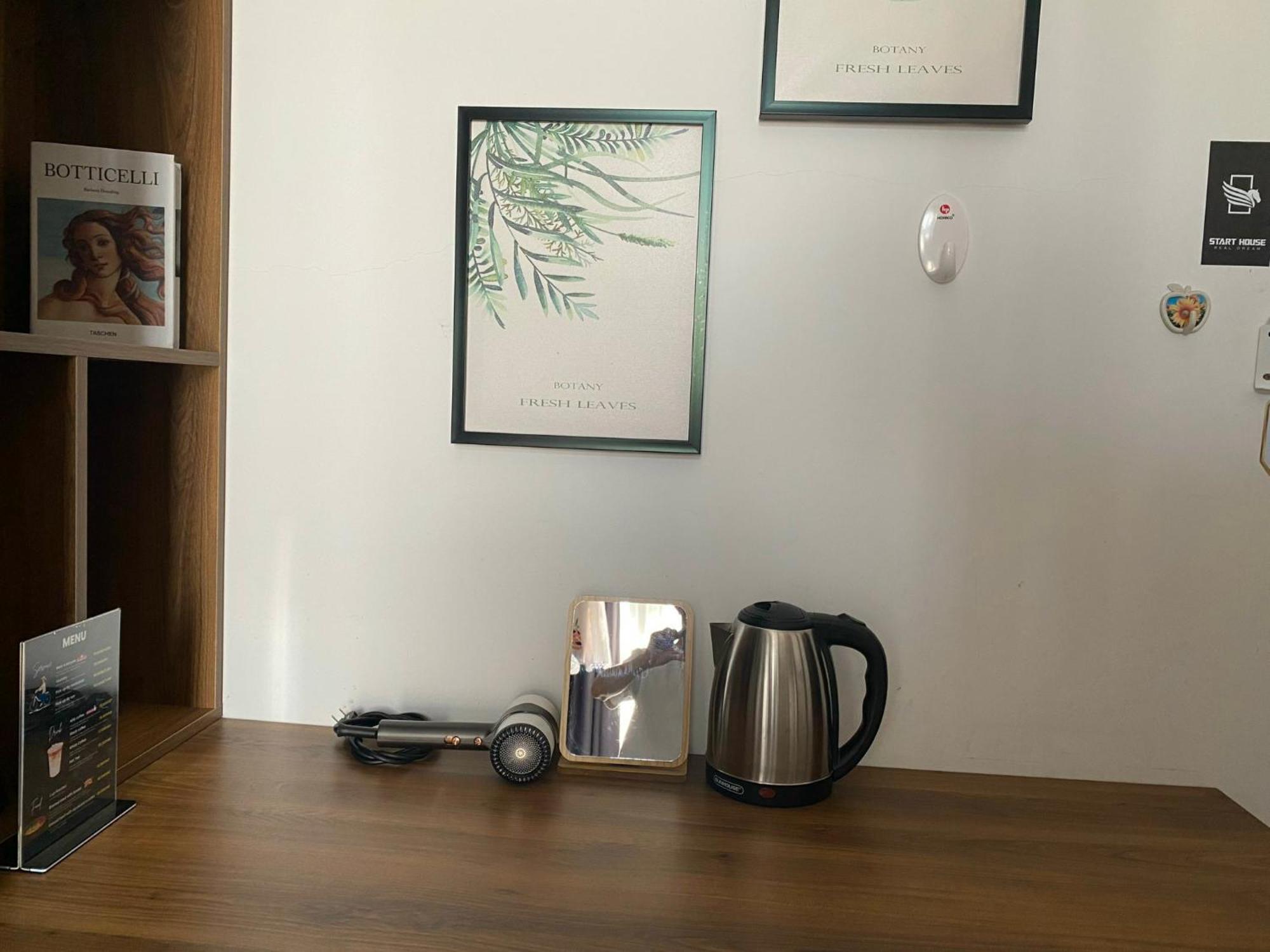 Start House Dorm Walk 5 Minutes To The Airport Leilighet Ho Chi Minh-byen Eksteriør bilde